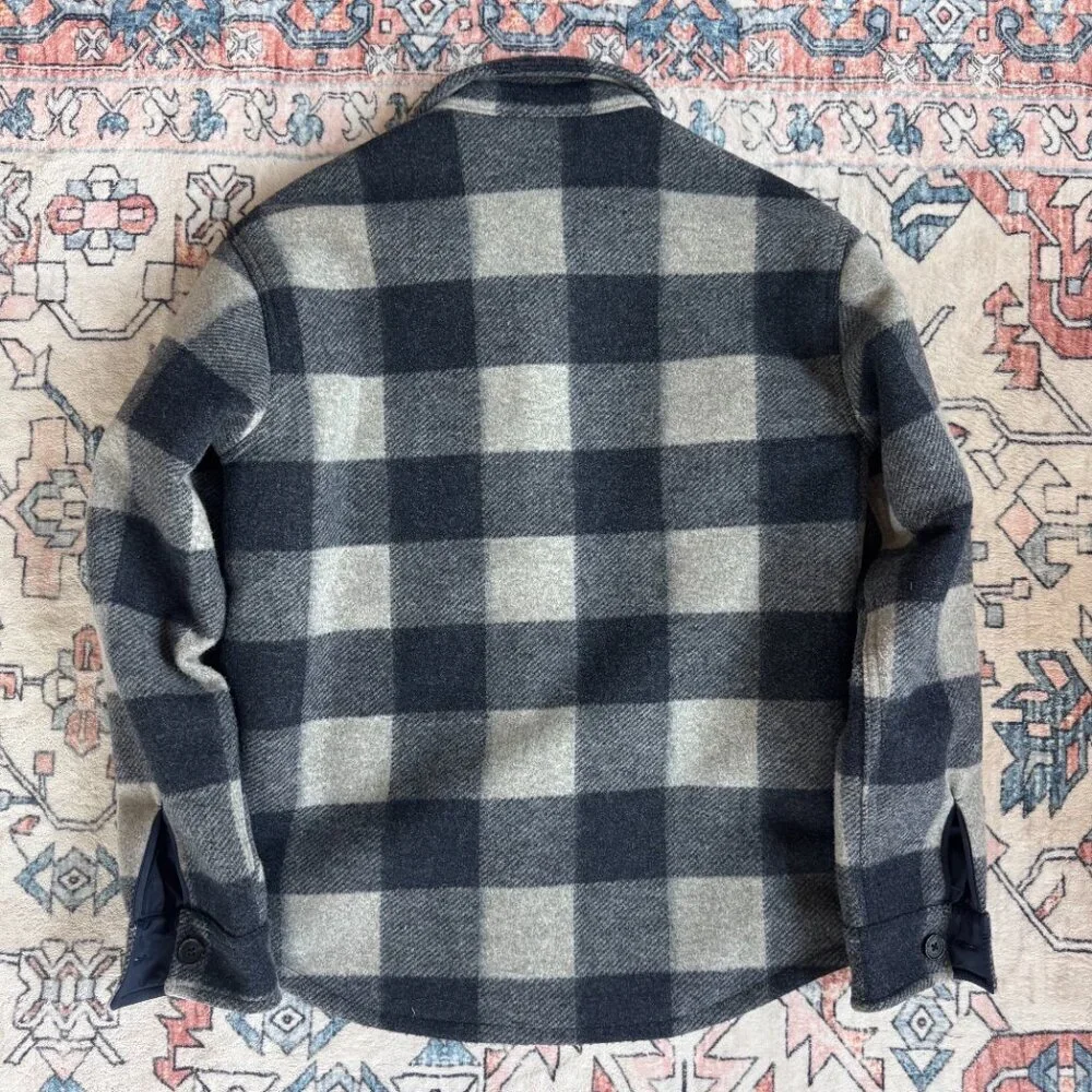 Banana Republic Men's Heritage Shirt Jacket Flannel - size Small